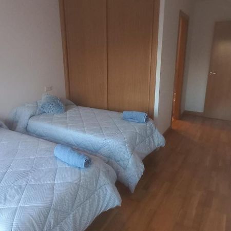 Apartamento Con 2 Habitaciones Y 2 Banos Junto A 巴利亚多利德 外观 照片